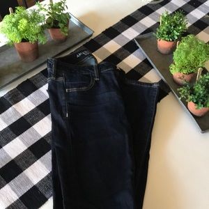 American Eagle Dark denim super stretch jeans